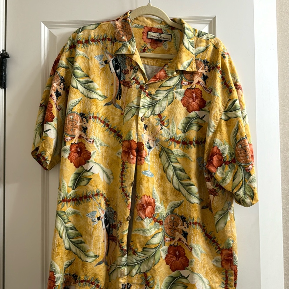 Tommy Bahama Men’s XL dress shirt